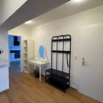 Oliver, Axams Apartment *