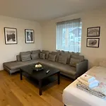 Oliver, Axams Apartment *
